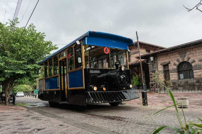 Querétaro: Tranvia Classic Trolley Car Guided Tour - What you actually learn, beyond the postcard view