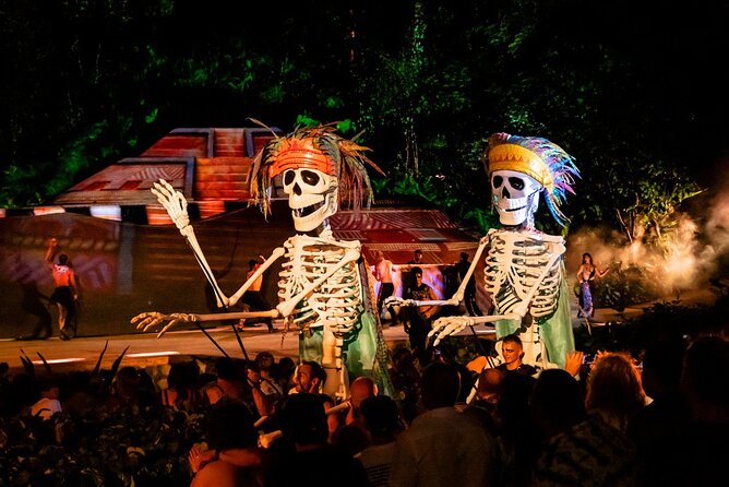 Rhythms of the night, Sunset Cruise, Candlelit Dinner & Alma Show - Rhythms of the Night at the Pyramid Amphitheater: The Show Is the Star
