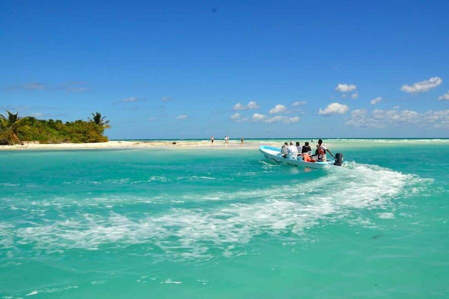 Riviera Maya: Sian Ka'an Reserve Ancient Maya Canals Tour - The Muyil Lagoon Boat Ride: Getting Your Bearings Fast