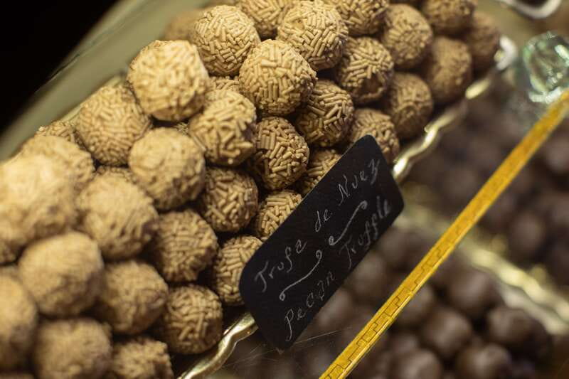 San Miguel de Allende: Chocolate Tasting and Walking Tour - Meeting Local Merchants, Not Just a Script