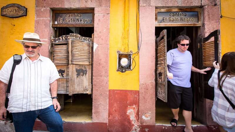 San Miguel de Allende: Tacos and Tequilas Tour - What makes the guide matter so much
