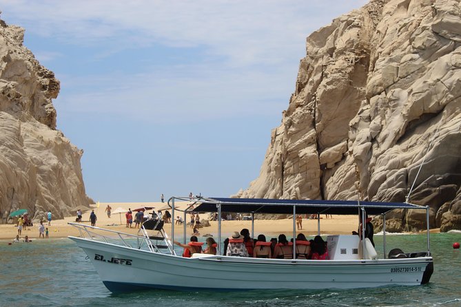 Shared ride to the arch of Cabo San Lucas - El Arco de Cabo San Lucas: the signature shot from the water
