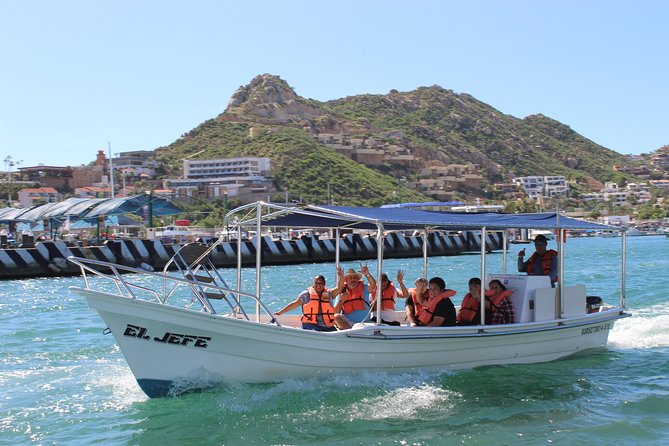 Shared ride to the arch of Cabo San Lucas - The boat setup at El Jefe Tours: comfort first, glass-bottom check