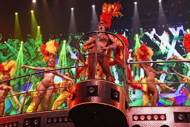 Skip the line: Cancun Coco Bongo Gold Member Entrance Ticket - Timing and pacing: what to do before the lights drop