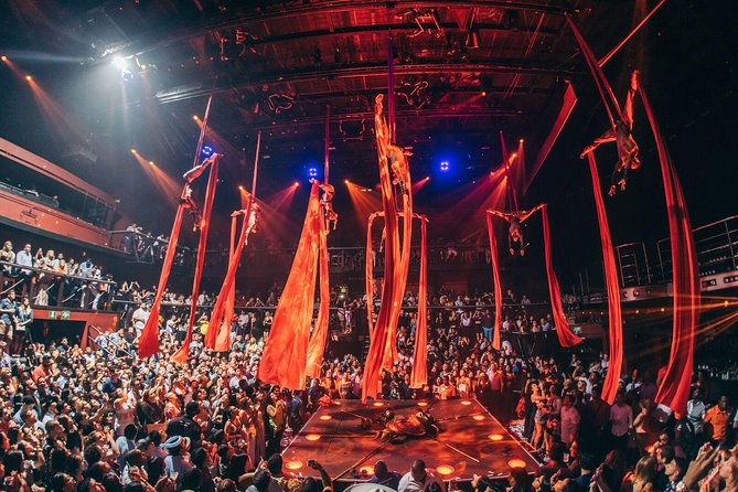 Skip the line: Gold Member Ticket Playa del Carmen - Coco Bongo in Playa del Carmen: the show you can feel before you see it