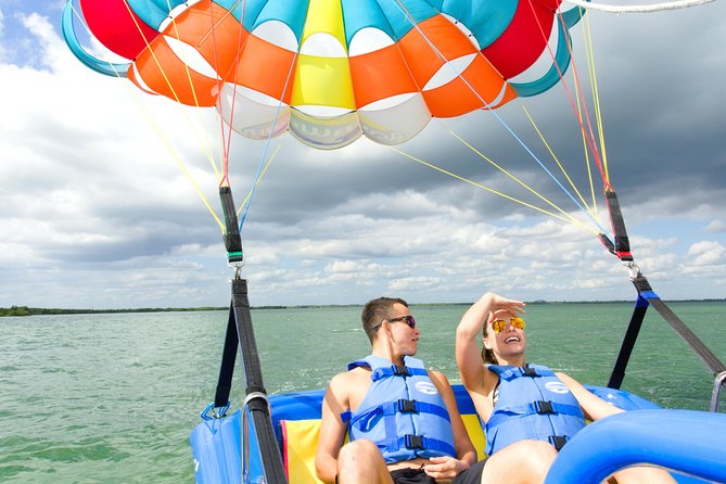 Skyrider Parasailing Tour with Panoramic View of Cancun - The flight itself: what 200 to 330 feet feels like