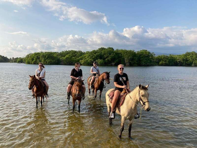 Sunset by Horse on the Beach - What To Bring, What You Should Wear, And What You Must Avoid