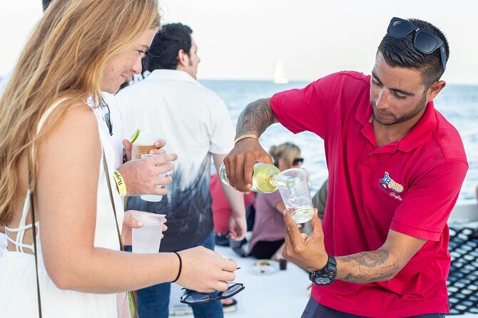 Sunset Cruise in Los Cabos with Jazz and Wine - What you eat and drink: unlimited bar, charcuterie, and buffet moments