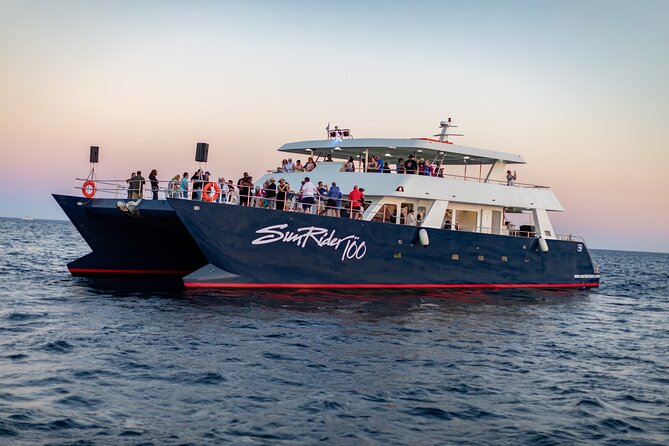 Sunset Dinner Cruise in Cabo San Lucas - The Sea of Cortez Experience From a Boat That Feels Stable