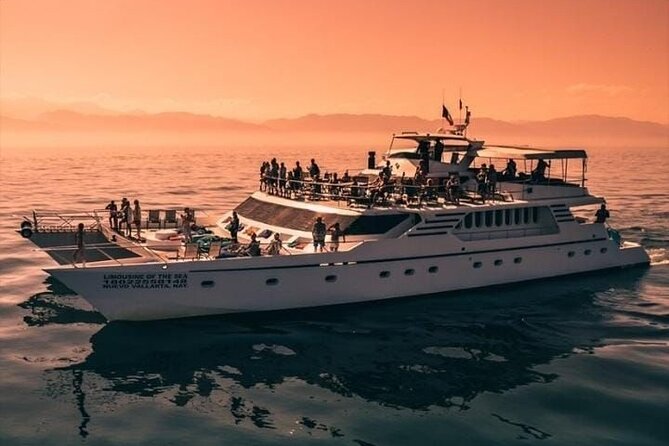Sunsets and Whales Mega Yachts ALL INCLUSIVE: Puerto Vallarta - Bahia de Banderas and the Yelapa feel, why this route matters