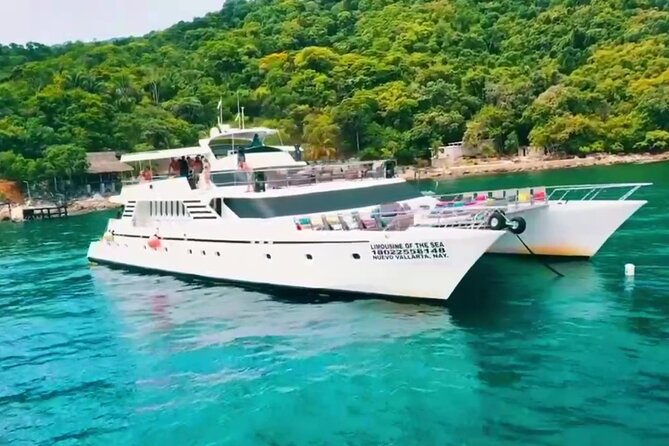 Sunsets and Whales Mega Yachts ALL INCLUSIVE: Puerto Vallarta - Who should book this Puerto Vallarta sunset whale cruise, and who might want a different plan