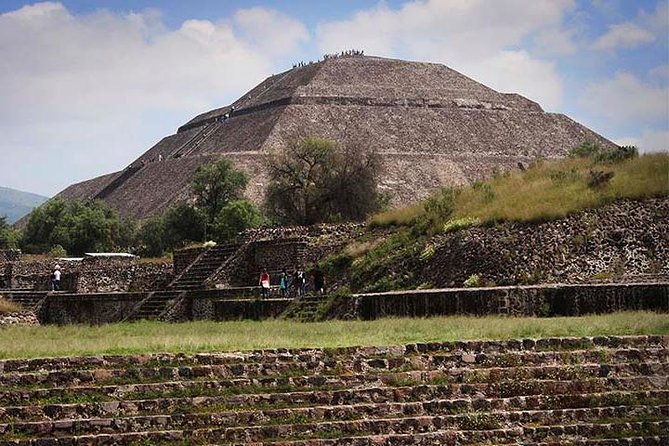 Teotihuacan & Basilica Guadalupe Tour with lunch - Why this Teotihuacan plus Guadalupe day trip makes sense