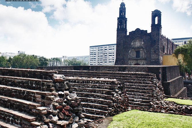 Teotihuacan & Basilica Guadalupe Tour with lunch - Meeting point, pickup updates, and getting on the right van