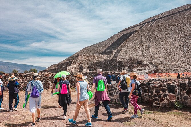 Teotihuacán Full Day Tour from Mexico City - San Martín de las Pirámides: murals, a cave observatory, and local viewpoints