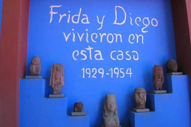 Teotihuacan & Guadalupe Shrine + Xochimilco, Coyoacán & Frida Kahlo Combo Tour - Frida Kahlo Museum: one hour inside Casa Azul
