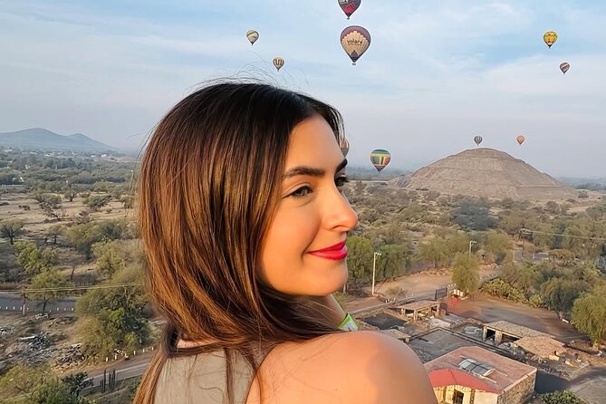 Teotihuacán Hot Air Balloons from We Fly - Hot air over Teotihuacán Valley, built for a Mexico City day