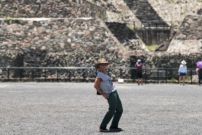 Teotihuacan Private Tour from Mexico City - Drinks after the ruins: pulque, tequila, and mezcal tasting included