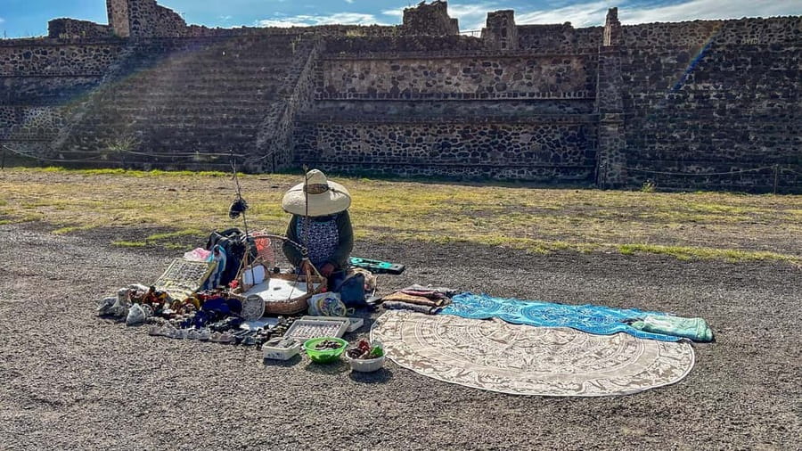 Teotihuacan Pyramids: Guided Tour with Entry Ticket Included - Quick hits before you go
