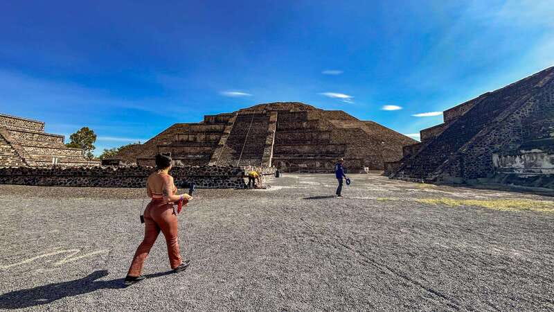 Teotihuacan Pyramids: Skip-the-Line Ticket - What you are really buying: a fast-track ticket, no guide