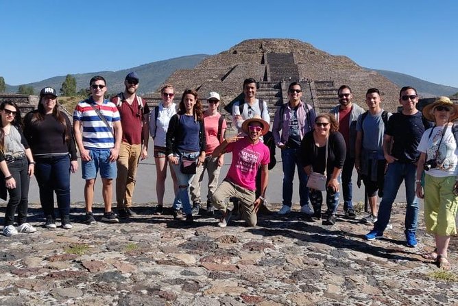 Teotihuacan Pyramids Tour, small group in Van, from Mexico City - Meeting at Bellas Artes, then getting to the ruins with less friction