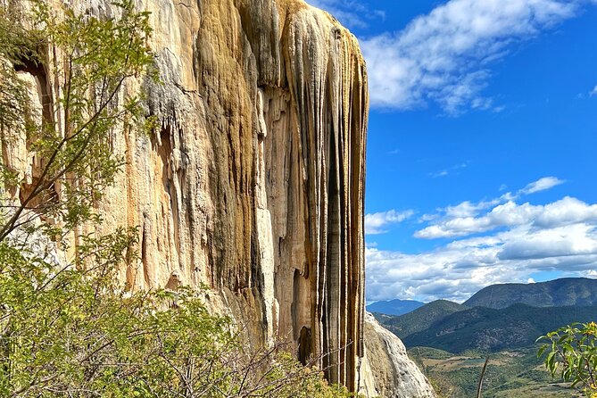 Tour Monte Albán, Hierve el agua, Teotitlán Del Valle and Mezcal - Tips to get the most out of your day