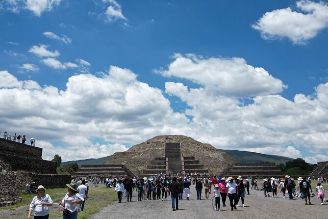 Tour to Teotihuacan with visit to ancient caves and CDMX transportation - Pickup at 9:00 AM, Return by Early Evening: Timing That You Should Plan Around