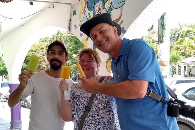 Tulum Local Walking Food Tour - Who leads the experience: bilingual guides with real Tulum street smarts
