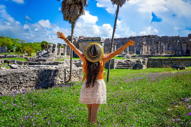 Tulum Ruins Guided Tour from Cancun and Riviera Maya - Entering the Ruins With a Guide: How the Walk Works