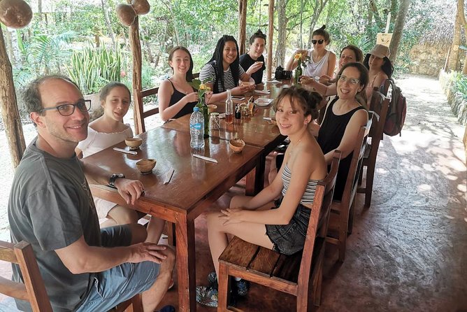Valladolid Mayan Bees Tour with Lunch or breakfast and Honey Tasting - The guide team in practice, and how English works on the tour