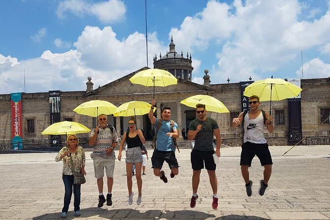 Walk Guadalajara! - A Quick Walk That Helps You Read Guadalajara