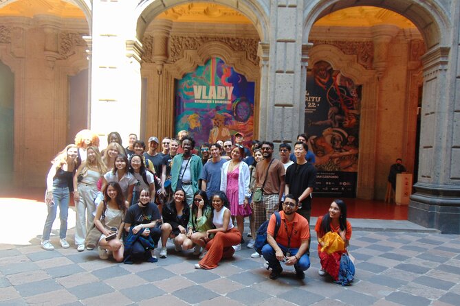 Walking Tour - Impressive murals in Historical Center of Mexico City - Walking pace, shoes, and keeping the day enjoyable