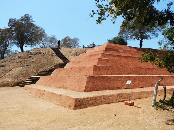 Xihuacan Culture and Archaeology Tour - Getting There From Ixtapa and Zihuatanejo (and Staying Comfortable)