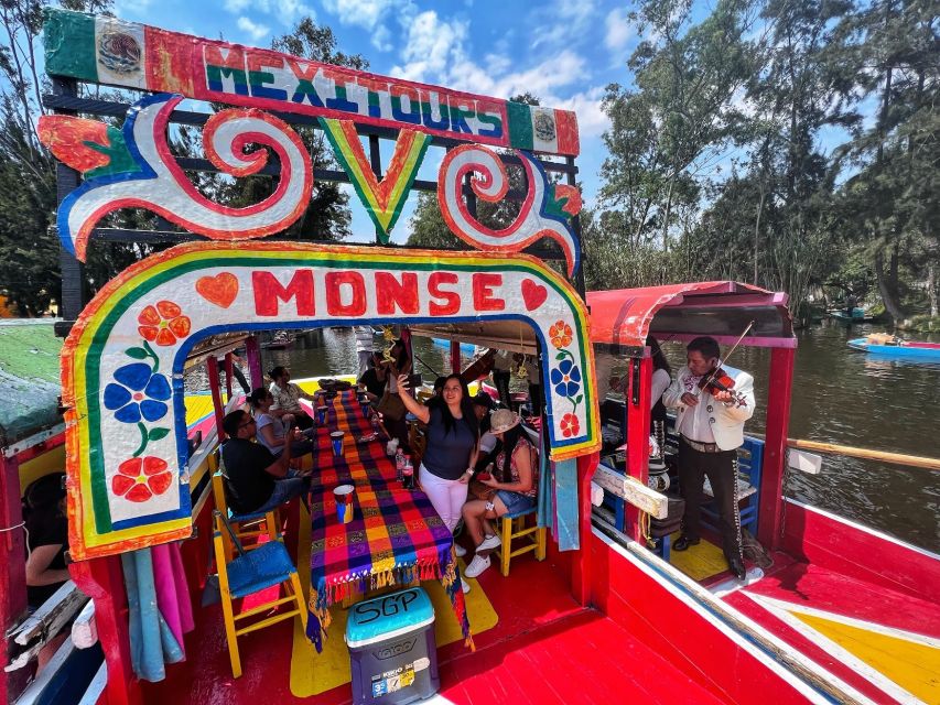 Xochimilco & Colonial Coyoacan Trip - Pickup timing and the reality of a shared bilingual group