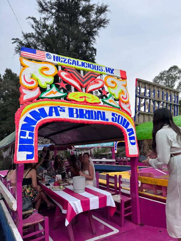 Xochimilco: Tequila tasting (unlimited) and cultural party on a boat - Brunch and regional food stop, right in the middle of the party